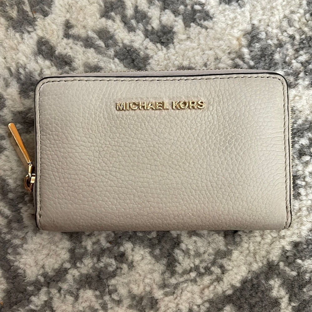 Michael kors wallet